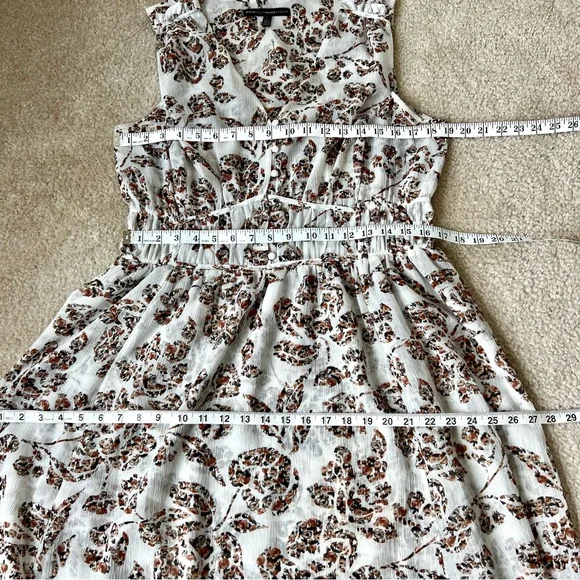 WHITE HOUSE BLACK MARKET Sleeveless Floral Ruched Lightweight Dress—SZ. Large - Picture 11 of 14